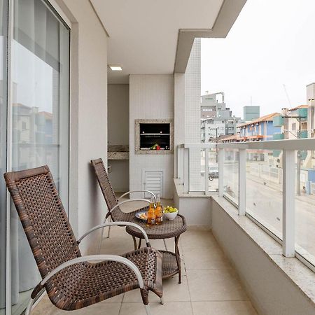 Apartamento para Famílias, Pertinho da Avenida e da Praia de Bombas - 2 dorms 6 pessoas Bombinhas Exterior foto